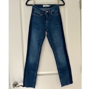 Vineyard Vines High Rise Straight Crop Jamie Jeans
